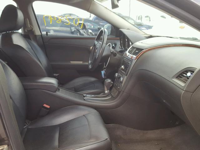 1G1ZE5E79BF126488 - 2011 CHEVROLET MALIBU LTZ 灰色 照片 5