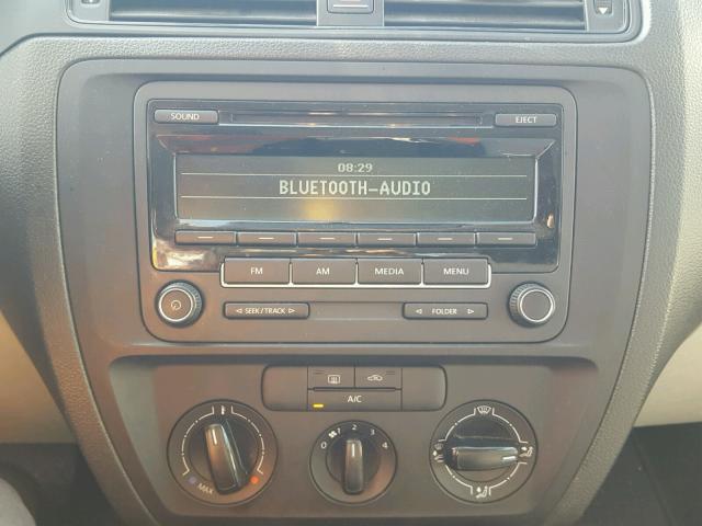 3VW2K7AJ8FM230228 - 2015 VOLKSWAGEN JETTA BASE 棕色 照片 9