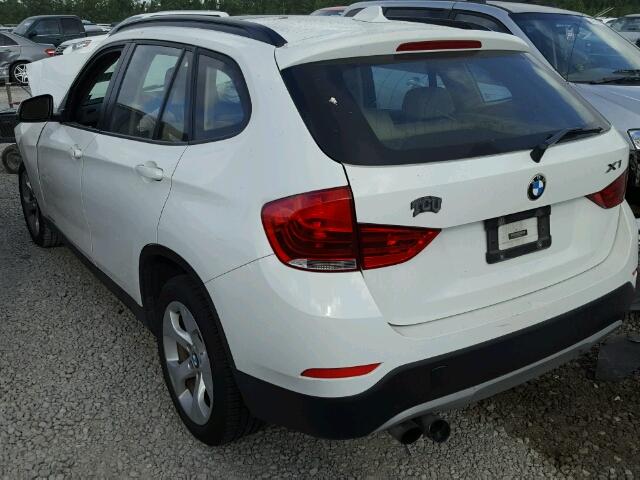 WBAVM1C54DVW41374 - 2013 BMW X1 SDRIVE2 WHITE photo 3