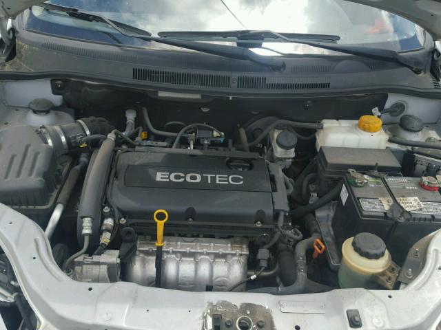 KL1TD66E99B648856 - 2009 CHEVROLET AVEO LS SILVER photo 7