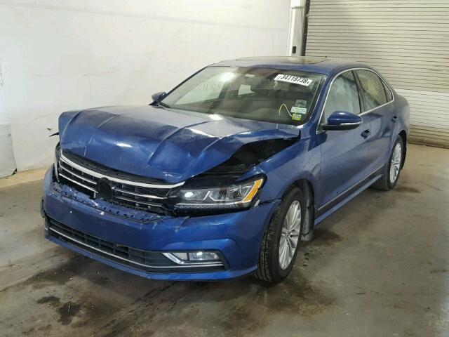 1VWBT7A33HC013799 - 2017 VOLKSWAGEN PASSAT SE BLUE photo 2