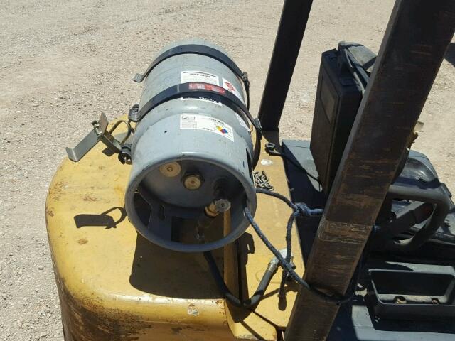 6EM01915 - 1999 CATR FORK LIFT Sarı foto 6