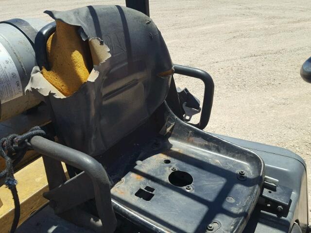 6EM01915 - 1999 CATR FORK LIFT YELLOW photo 9