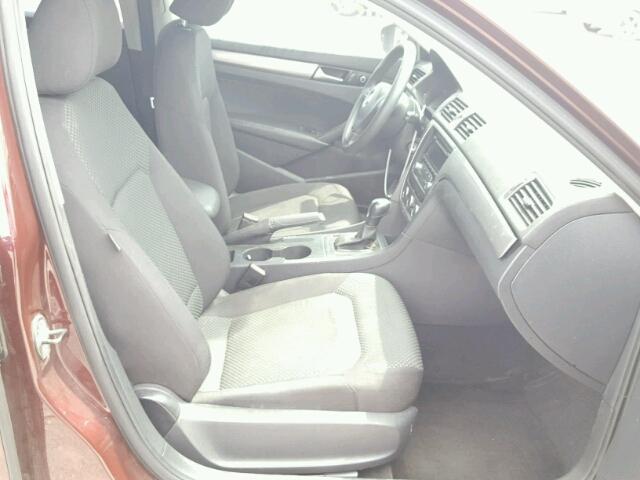 1VWAP7A32CC053445 - 2012 VOLKSWAGEN PASSAT S كستنائي صورة 5