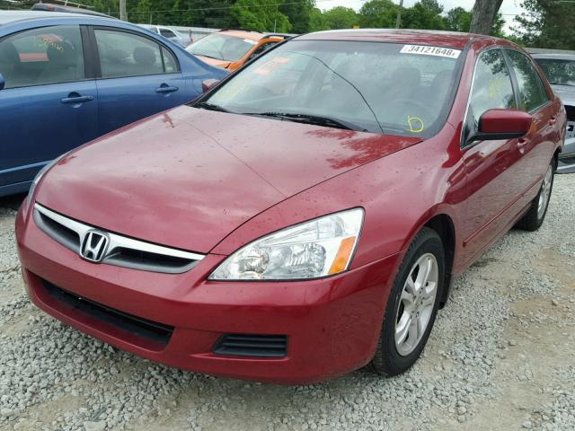 1HGCM56397A071915 - 2007 HONDA ACCORD SE RED photo 2