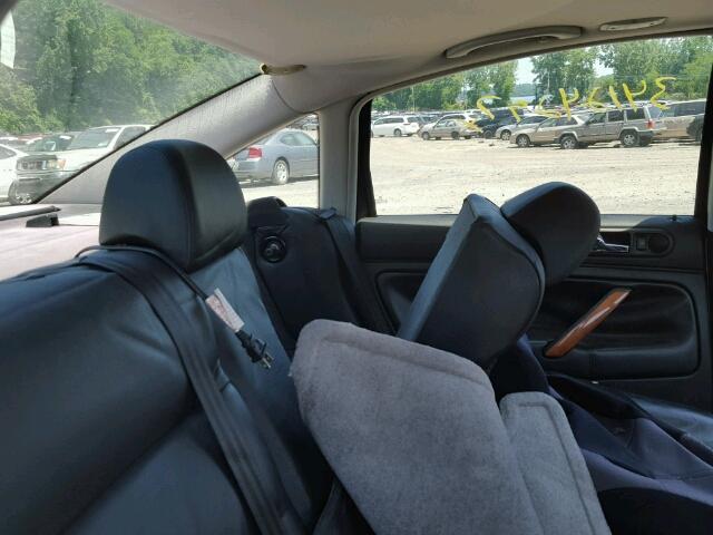 WVWBH63B21P023502 - 2001 VOLKSWAGEN PASSAT GLX 银色 照片 6