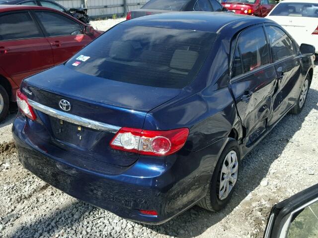 2T1BU4EE1DC933278 - 2013 TOYOTA COROLLA BA BLUE photo 4