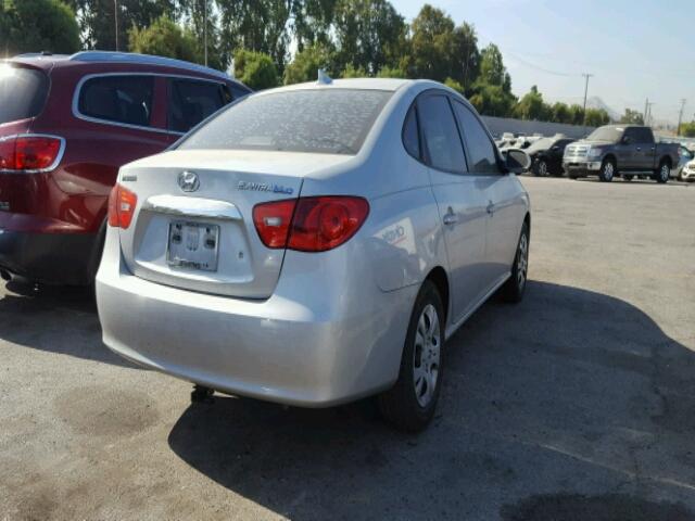 KMHDU4AD5AU112376 - 2010 HYUNDAI ELANTRA SILVER photo 4