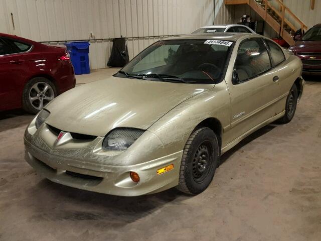 3G2JB12472S240134 - 2002 PONTIAC SUNFIRE SE GOLD photo 2