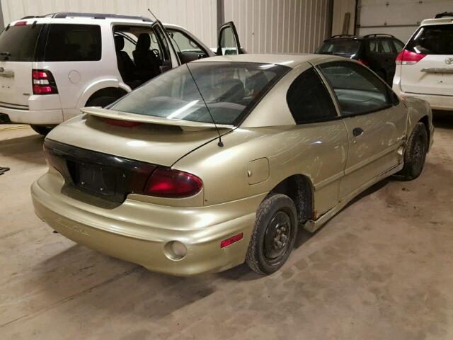 3G2JB12472S240134 - 2002 PONTIAC SUNFIRE SE GOLD photo 4