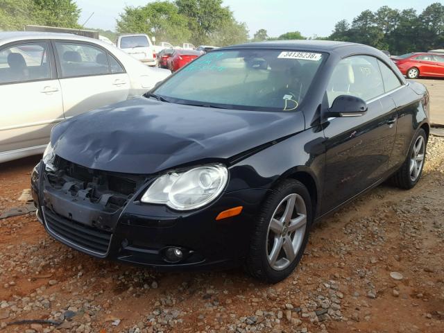 WVWDA71F67V036475 - 2007 VOLKSWAGEN EOS 2.0T S BLACK photo 2