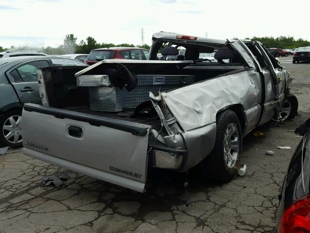 2GCEC19V551389375 - 2005 CHEVROLET SILVERADO SILVER photo 4