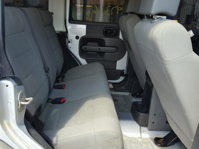 1J4GA59147L216506 - 2007 JEEP WRANGLER S SILVER photo 6