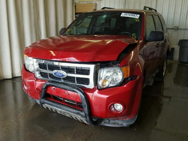 1FMCU9D79BKC11715 - 2011 FORD ESCAPE RED photo 2