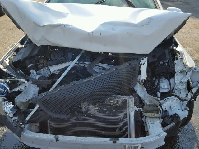 1G4PP5SK4D4220791 - 2013 BUICK VERANO WHITE photo 7