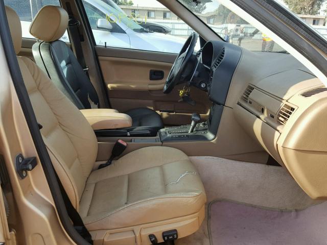 WBACB4324RFL16133 - 1994 BMW 325 I AUTO GOLD photo 5