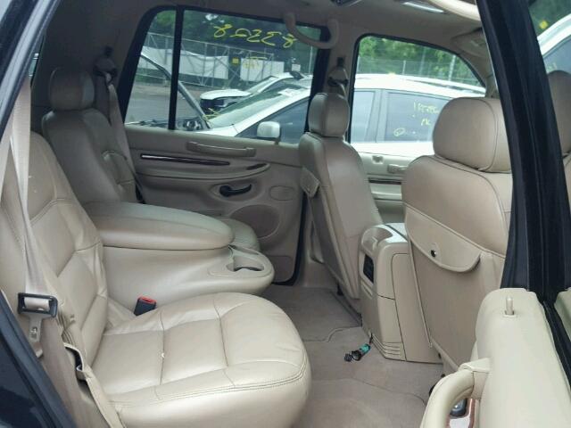 5LMFU28A4YLJ31572 - 2000 LINCOLN NAVIGATOR 黑色 照片 6