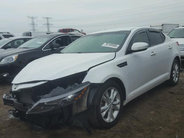 5XXGN4A7XDG253429 - 2013 KIA OPTIMA EX WHITE photo 2