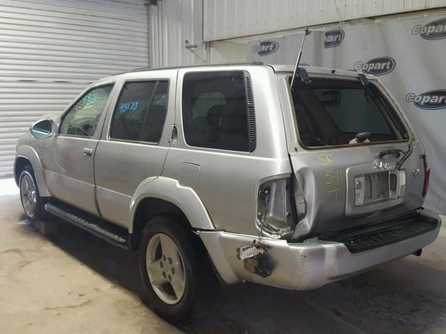 JNRDR09Y83W303562 - 2003 INFINITI QX4 SILVER photo 3