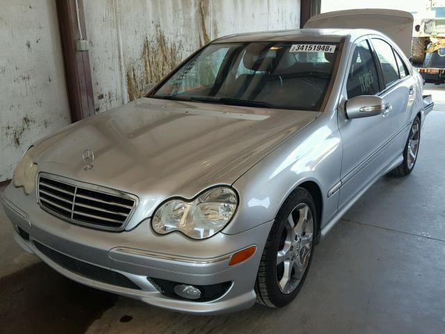 WDBRF52H37F921396 - 2007 MERCEDES-BENZ C 230 SILVER photo 2