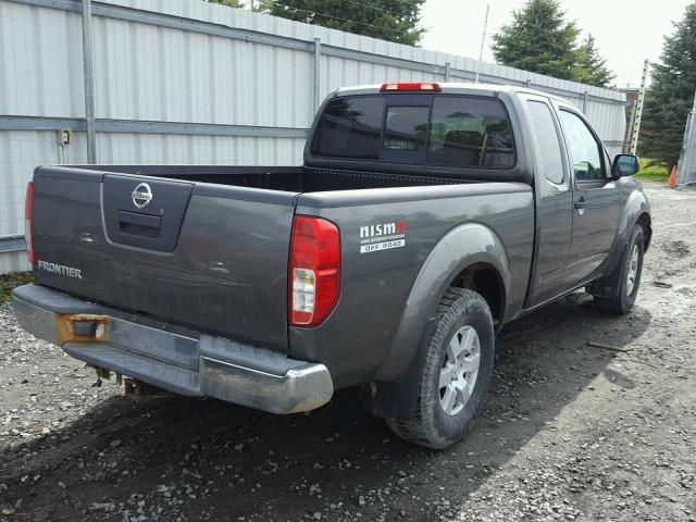 1N6AD06W65C406436 - 2005 NISSAN FRONTIER K GRAY photo 4