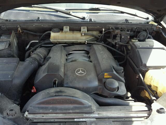 4JGAB54E71A287250 - 2001 MERCEDES-BENZ ML 320 BLACK photo 7