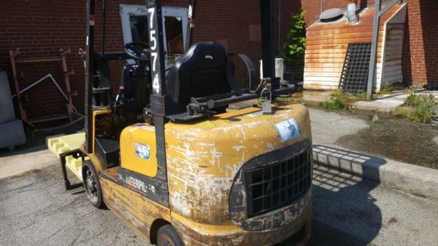 AT82D02811 - 2003 CTRP FORKLIFT 黄色 照片 2