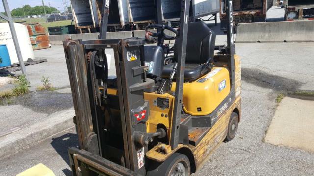AT82D02811 - 2003 CTRP FORKLIFT YELLOW photo 3