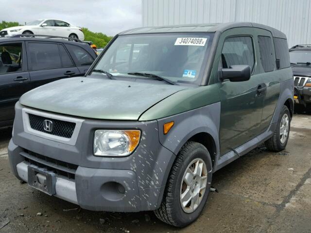 5J6YH28315L012518 - 2005 HONDA ELEMENT LX GREEN photo 2