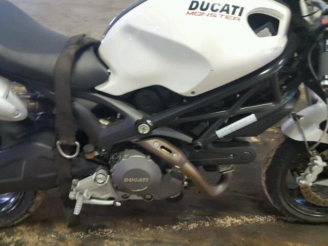 ZDM1RADN4AB037729 - 2010 DUCATI MONSTER 69 WHITE photo 7