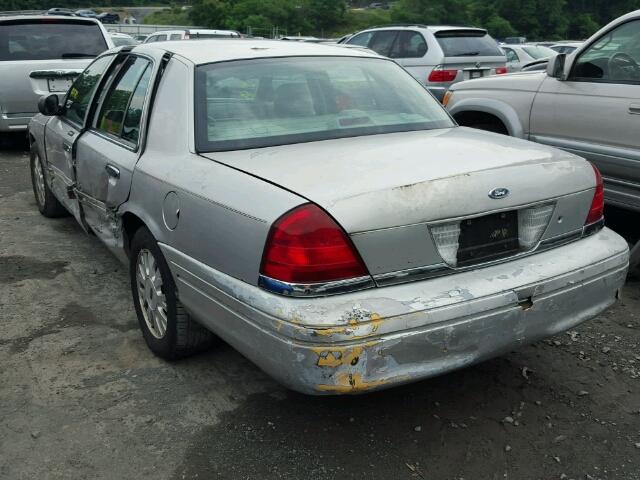 2FAFP74W44X113685 - 2004 FORD CROWN VICT GRAY photo 3