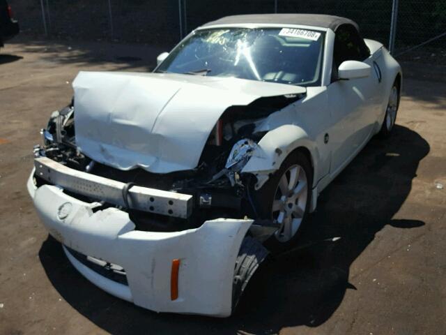 JN1AZ36A14T013603 - 2004 NISSAN 350Z ROADS WHITE photo 2