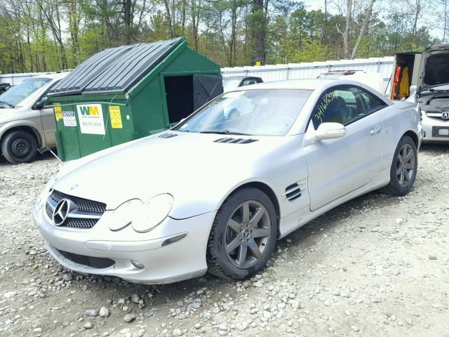 WDBSK75F63F028779 - 2003 MERCEDES-BENZ SL 500R SILVER photo 2