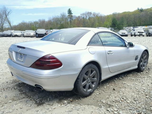 WDBSK75F63F028779 - 2003 MERCEDES-BENZ SL 500R SILVER photo 4