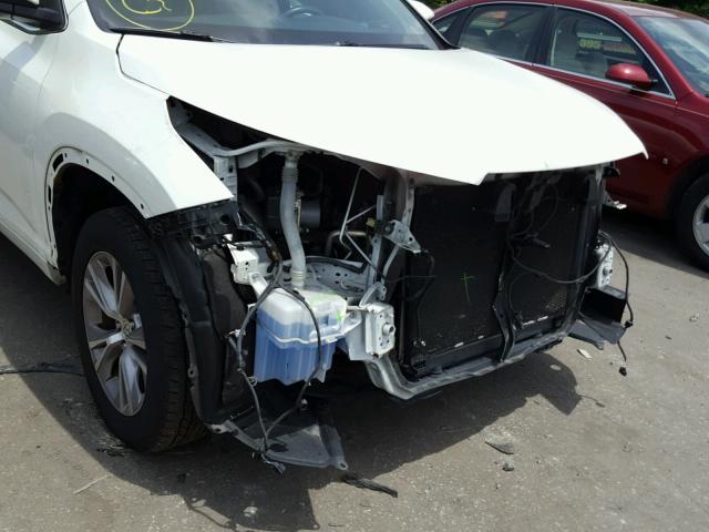 5TDKKRFH8ES026306 - 2014 TOYOTA HIGHLANDER ვერცხლისფერი ფოტო 9