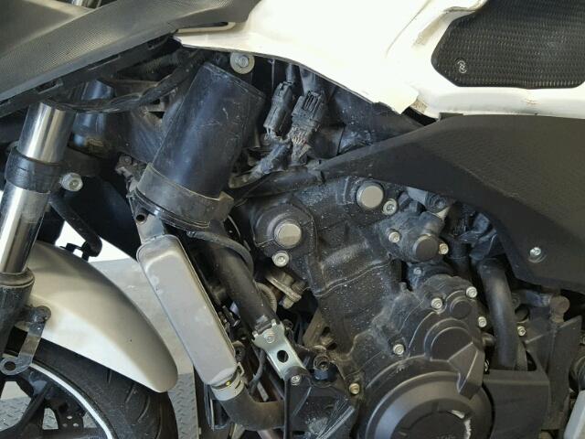 MLHPC4414D5003523 - 2013 HONDA CBR500 R WHITE photo 11