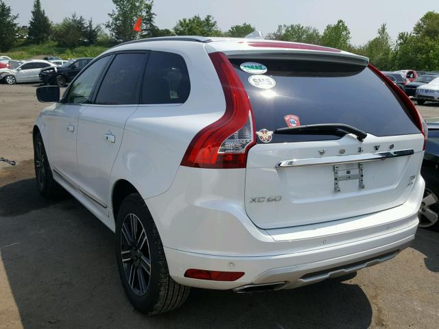 YV440MRR4H2091653 - 2017 VOLVO XC60 T5 WHITE photo 3