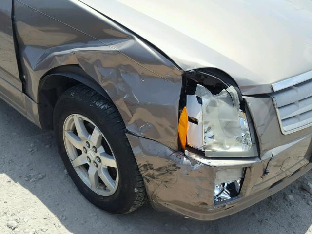 1GYEE637260138242 - 2006 CADILLAC SRX BEIGE photo 9