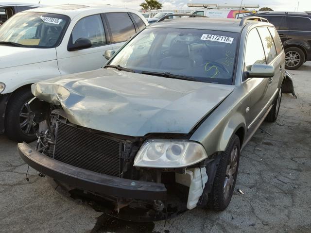 WVWYH63BX3E151088 - 2003 VOLKSWAGEN PASSAT GLX 绿色 照片 2