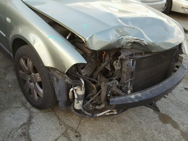 WVWYH63BX3E151088 - 2003 VOLKSWAGEN PASSAT GLX 绿色 照片 9