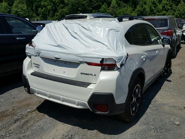 JF2GTADC3JH222830 - 2018 SUBARU CROSSTREK WHITE photo 4