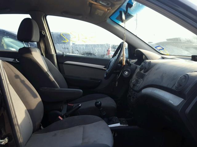 KL1TD6DE2BB172930 - 2011 CHEVROLET AVEO LS BLACK photo 5