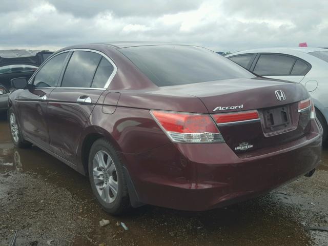 1HGCP2F44BA003447 - 2011 HONDA ACCORD LXP MAROON photo 3