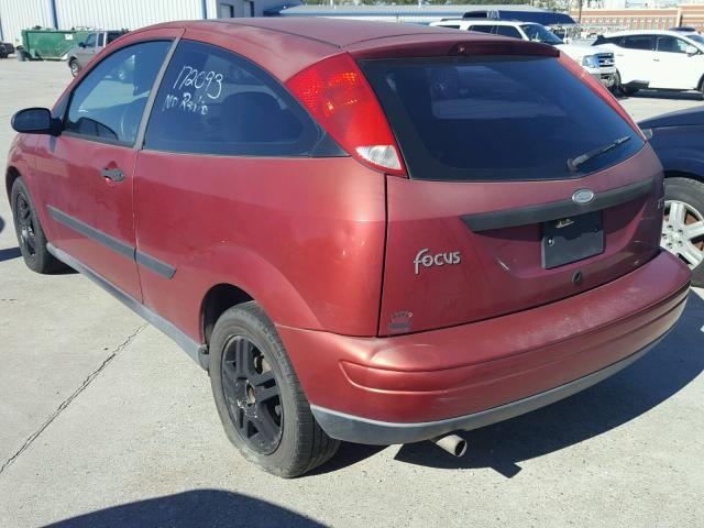 3FAFP3131YR240076 - 2000 FORD FOCUS ZX3 RED photo 3