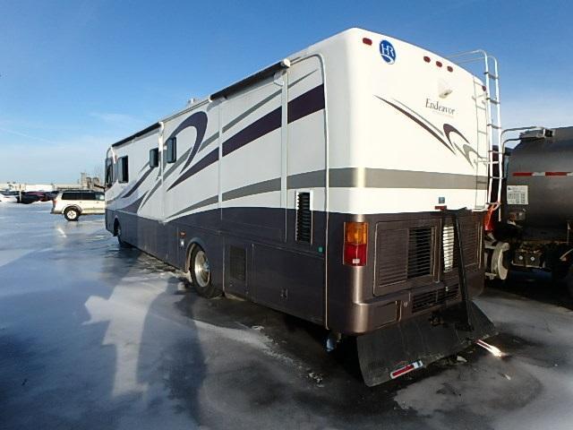 1RF12051012011644 - 2001 ROADMASTER RAIL DYANASTER WHITE photo 3