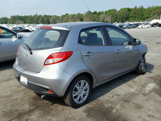 JM1DE1KY2E0188992 - 2014 MAZDA MAZDA2 SPO 银色 照片 4