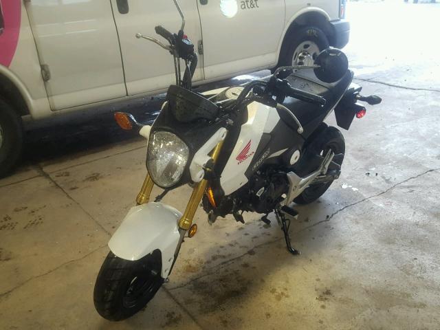 MLHJC6114F5110001 - 2015 HONDA GROM 125 WHITE photo 2