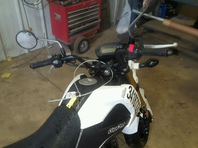 MLHJC6114F5110001 - 2015 HONDA GROM 125 WHITE photo 5