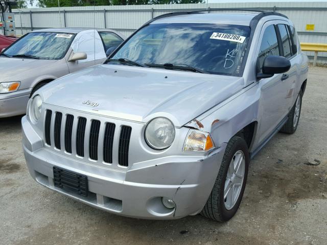 1J8FT47W27D414198 - 2007 JEEP COMPASS SILVER photo 2