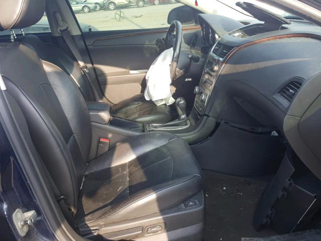 1G1ZE5E71A4152304 - 2010 CHEVROLET MALIBU LTZ 蓝色 照片 5